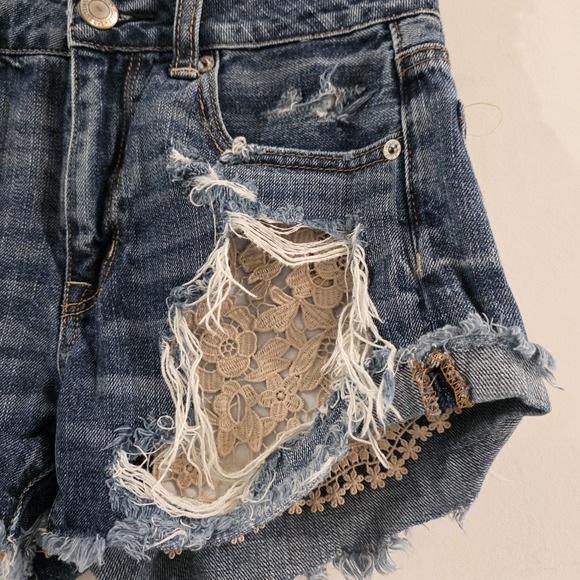 American Eagle Hi Rise Festival Womens Denim Shorts Size 0 Lace Pockets Jeans - Picture 2 of 9
